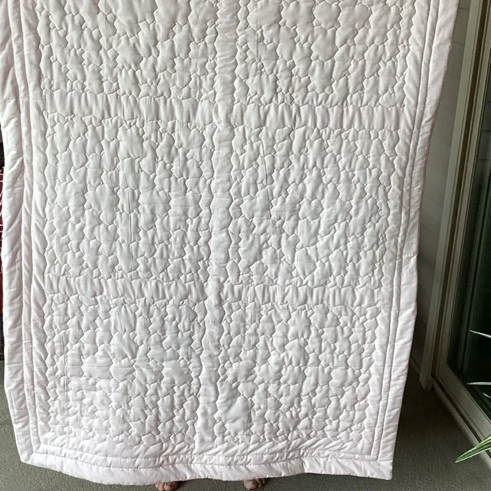 NWT. Hand Crafted Large Lap Quilt in Pinks